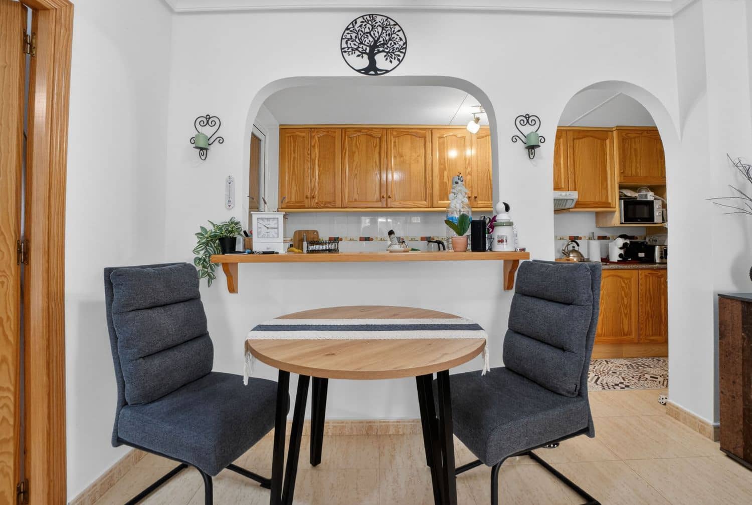 1 sypialnia Apartament na sprzedaż w Miasto Alicante / Alacant z basenem garażem - 184 000 € (Ref: 9868073)