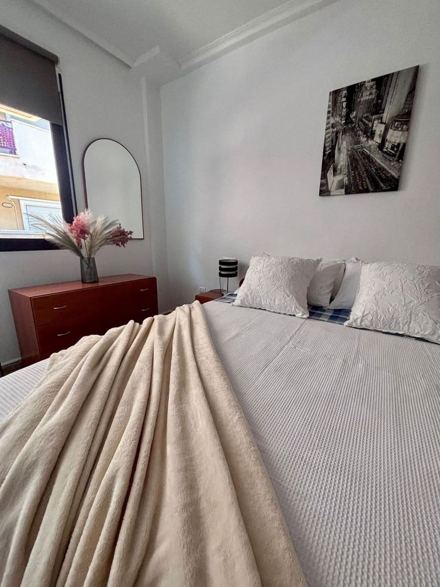 2 quarto Apartamento para venda em Cabo Roig com piscina garagem - 214 900 € (Ref: 9872904)