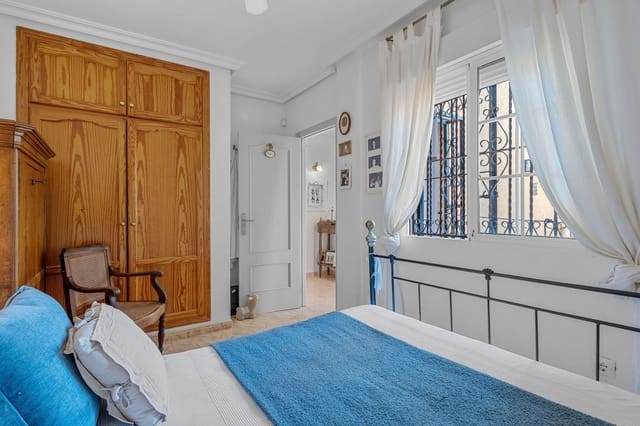 3 sypialnia Dom na sprzedaż w Villamartin, Orihuela z basenem garażem - 265 000 € (Ref: 9880541)