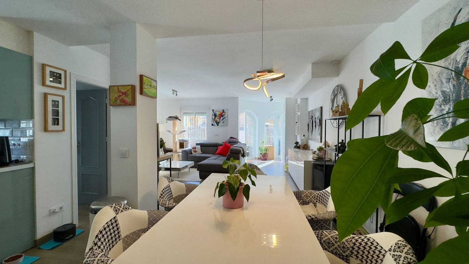 2 chambre Maison de Ville à vendre à Alicante ville avec piscine garage - 279 900 € (Ref: 9885338)