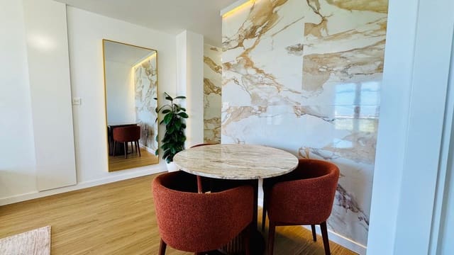 2 sypialnia Apartament na sprzedaż w Punta Prima, Torrevieja z basenem garażem - 220 000 € (Ref: 9885339)