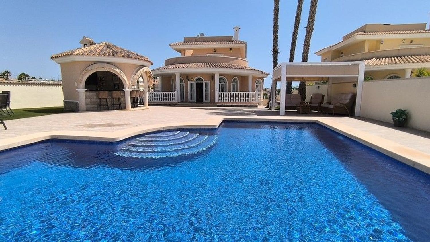 4 sovrum Villa till salu i Ciudad Quesada med pool garage - 620 000 € (Ref: 9893669)
