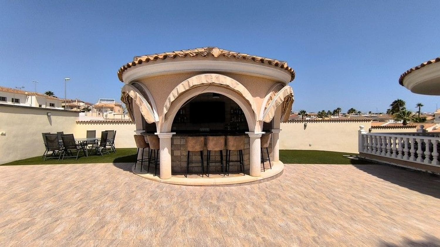 4 sovrum Villa till salu i Ciudad Quesada med pool garage - 620 000 € (Ref: 9893669)