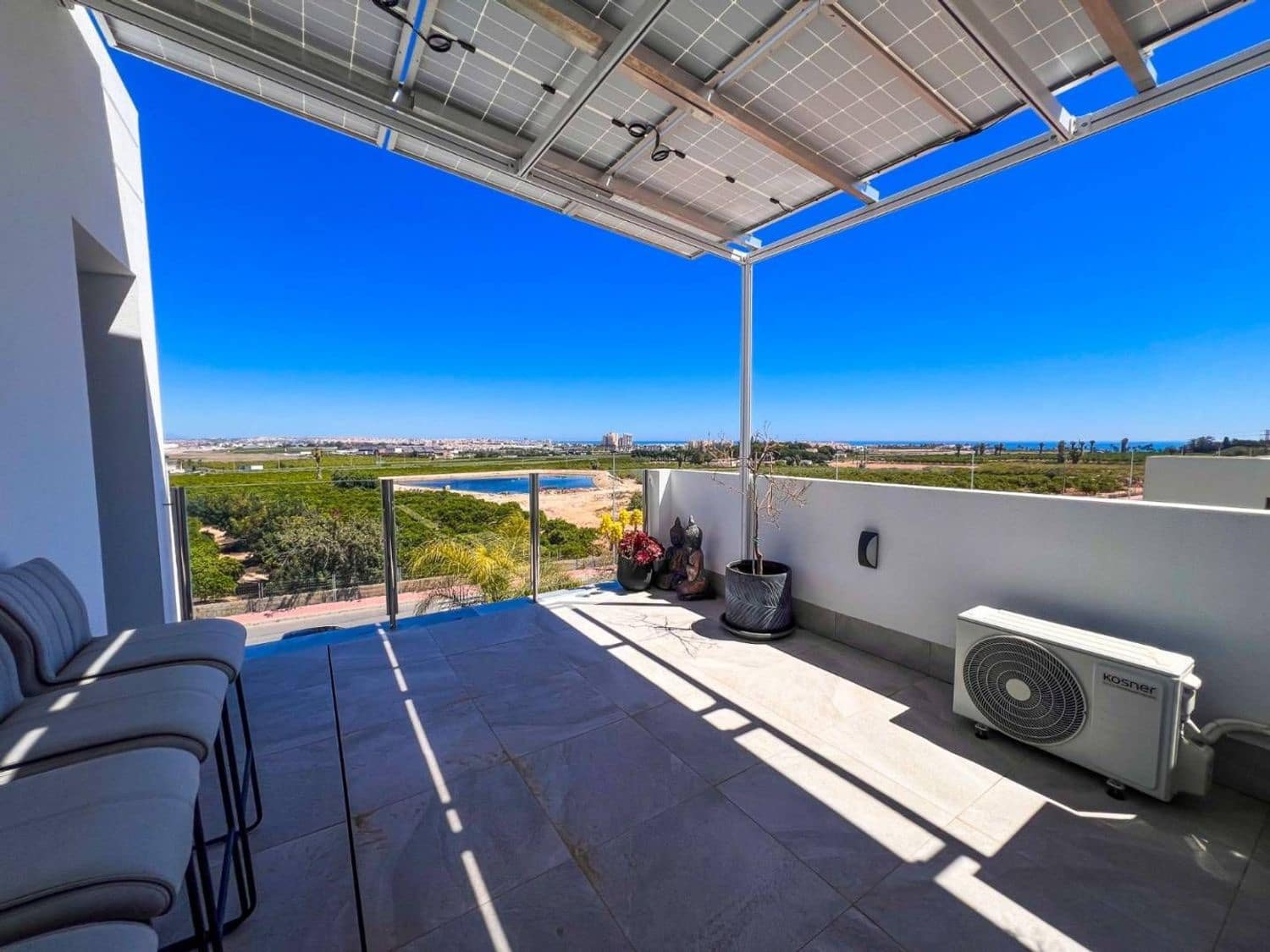 Chalet de 3 habitaciones en Alicante / Alacant ciudad en venta con piscina garaje - 595.000 € (Ref: 9895553)