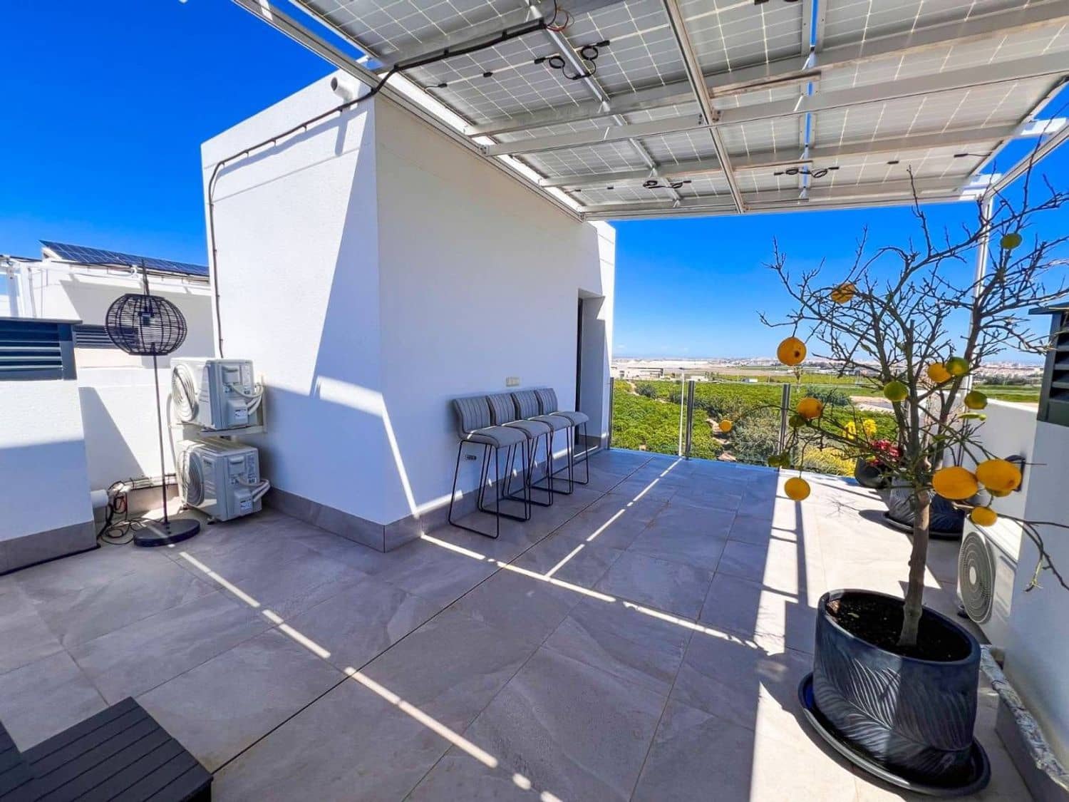 Chalet de 3 habitaciones en Alicante / Alacant ciudad en venta con piscina garaje - 595.000 € (Ref: 9895553)