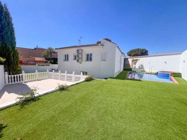 5 soverom Villa til salgs i Alicante by med svømmebasseng garasje - € 665 000 (Ref: 9895554)