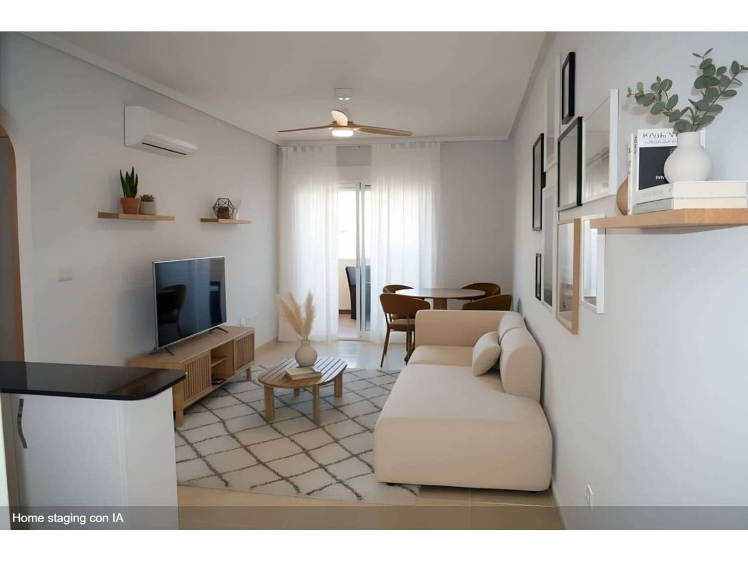 Apartamento de 2 habitaciones en Alicante / Alacant ciudad en venta con piscina garaje - 168.000 € (Ref: 9898653)