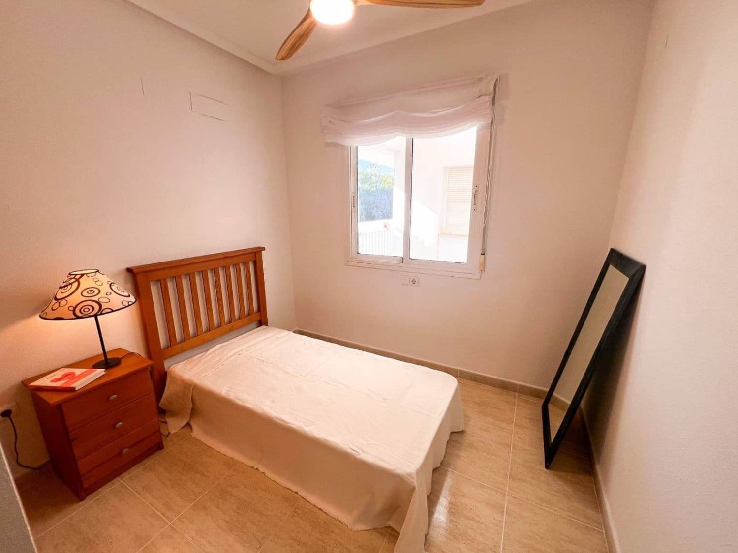 Apartamento de 2 habitaciones en Alicante / Alacant ciudad en venta con piscina garaje - 168.000 € (Ref: 9898653)
