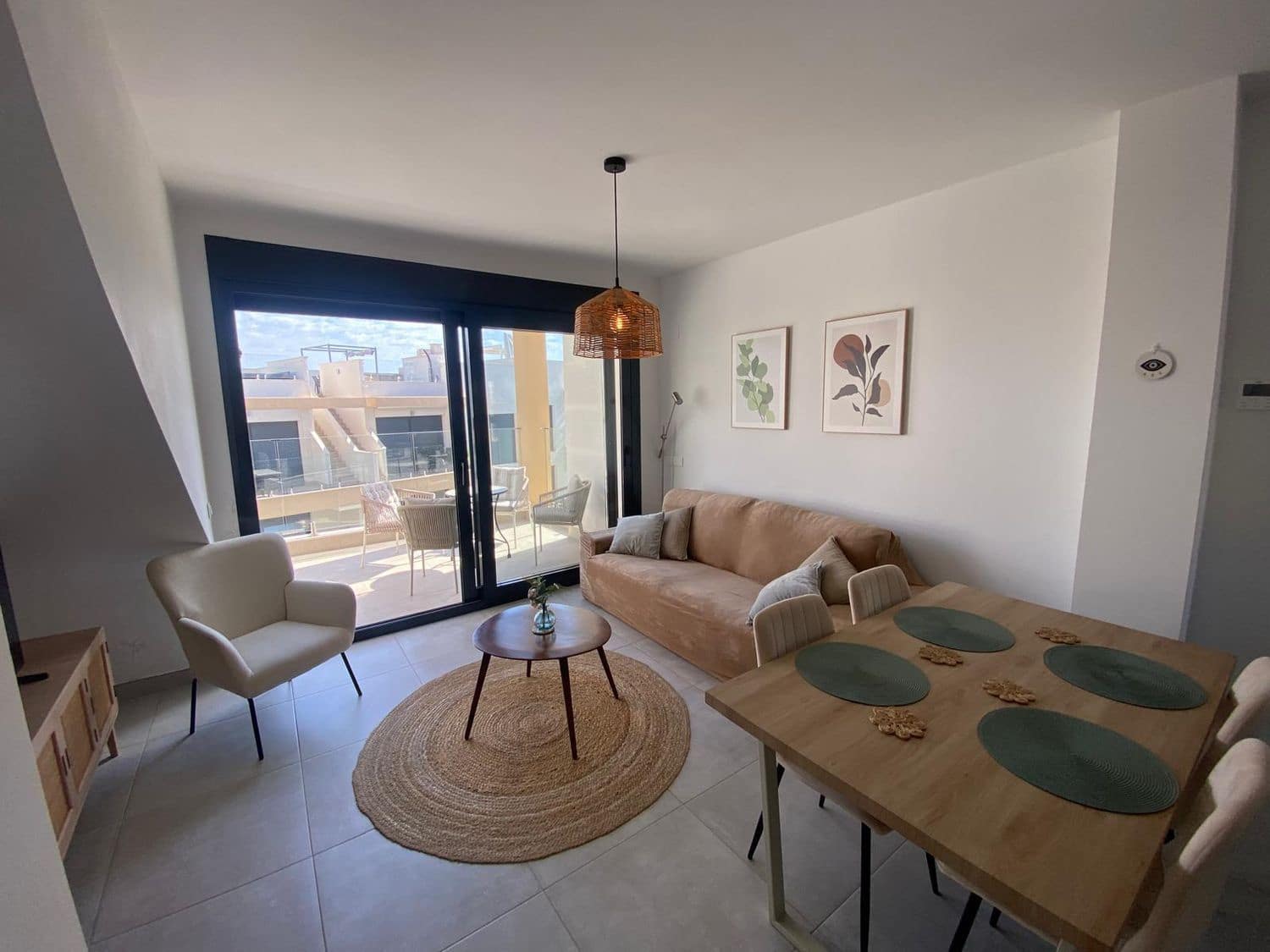2 makuuhuone Huoneisto myytävänä paikassa Villamartin mukana uima-altaan 
autotalli - 279 000 € (Ref: 9907505)