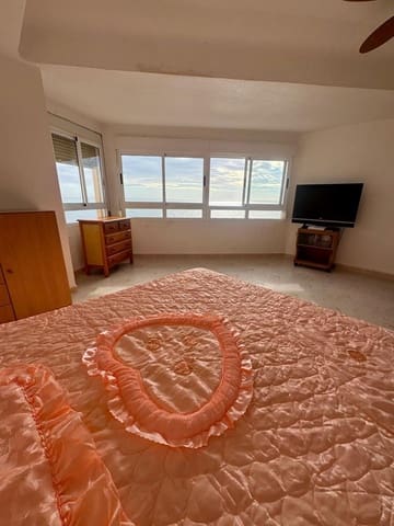 Apartamento de 4 habitaciones en Playa del Cura, Torrevieja en venta con piscina garaje - 350.000 € (Ref: 9912438)