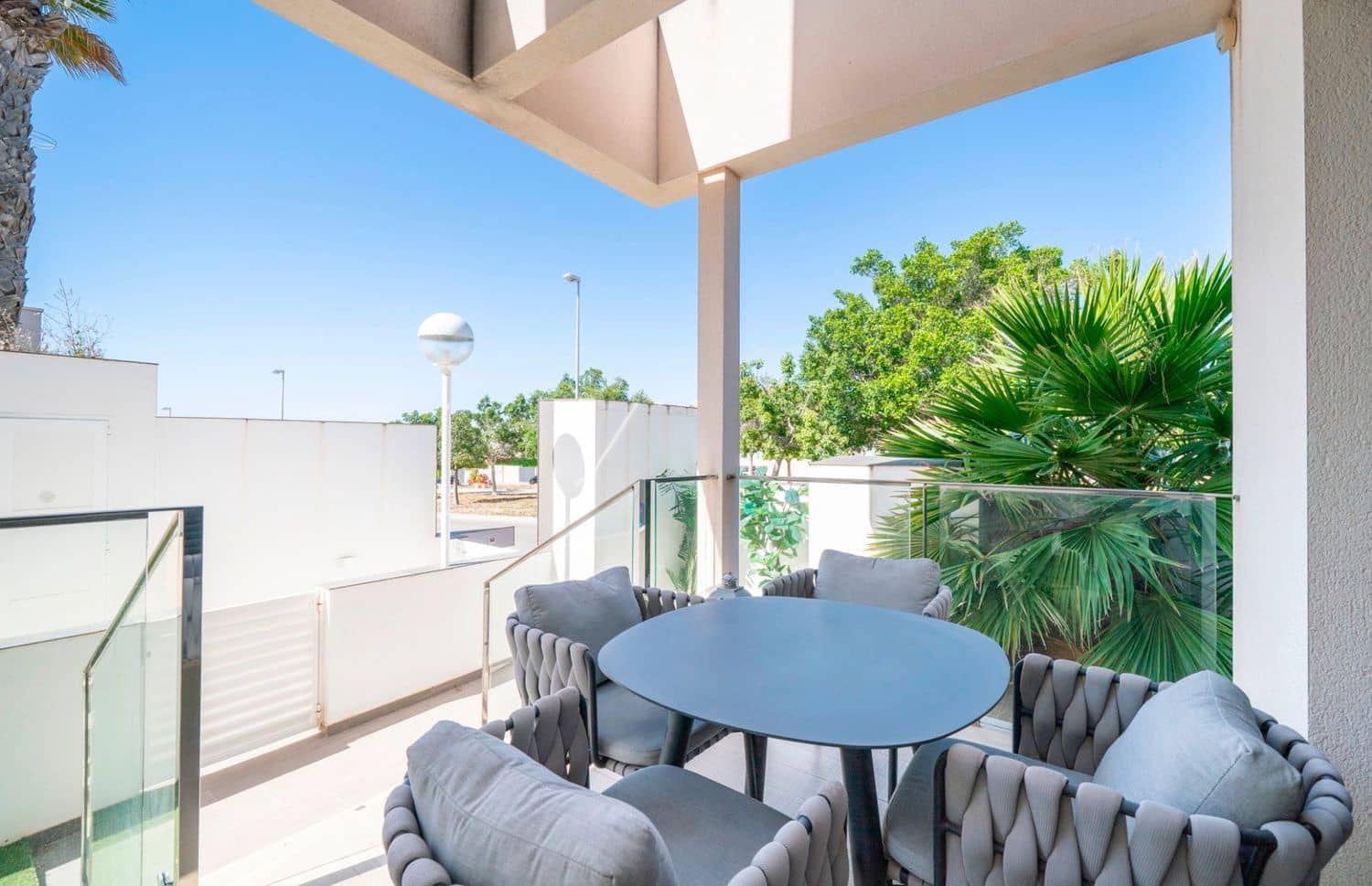 3 Zimmer Villa zu verkaufen in Pueblo Bravo mit Pool Garage - 399.000 € (Ref: 9941640)