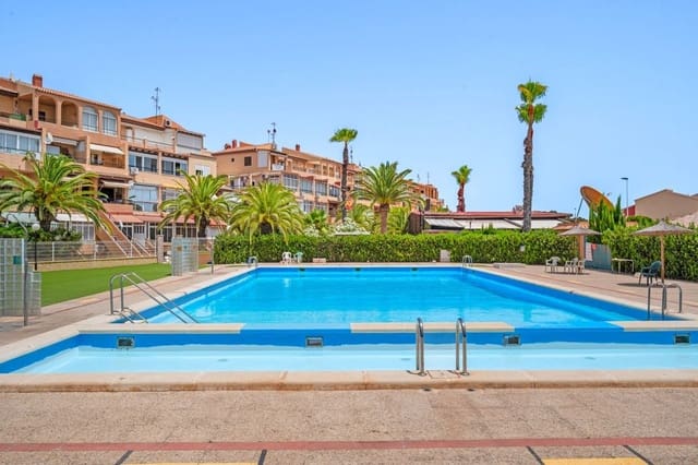 2 soveværelse Lejlighed til salg i Aguas Nuevas, Torrevieja med swimmingpool garage - € 165.000 (Ref: 9944962)
