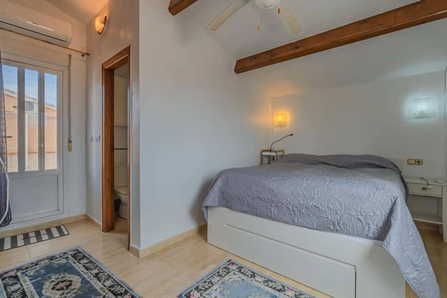 2 soveværelse Villa til salg i La Florida med swimmingpool garage - € 259.000 (Ref: 9954613)