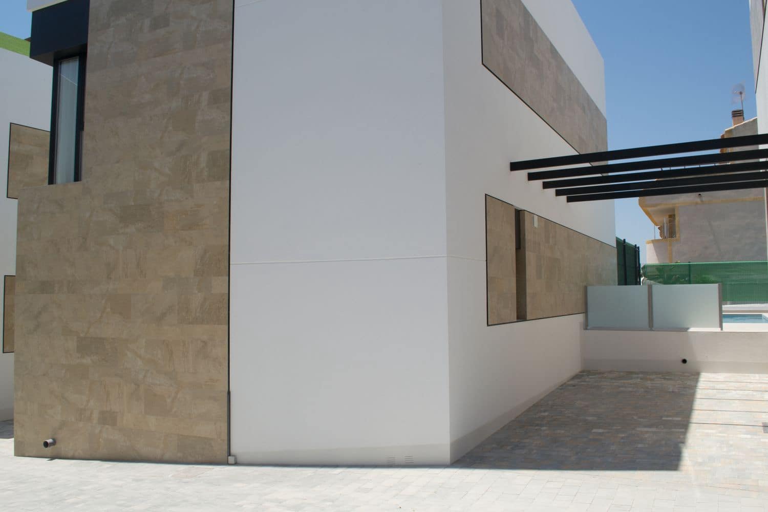 3 soverom Villa til salgs i Orihuela Costa med svømmebasseng garasje - € 560 000 (Ref: 9954614)