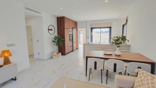 3 soveværelse Villa til salg i Pinar de Campoverde, Pilar de la Horadada med swimmingpool - € 422.500 (Ref: 9961265)