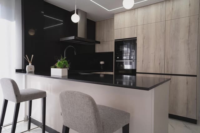 3 soveværelse Bungalow til salg i Pilar de la Horadada ciudad, Pilar de la Horadada med swimmingpool garage - € 355.000 (Ref: 9961344)