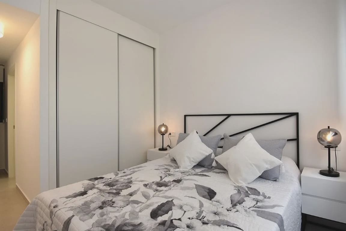 2 soveværelse Villa til salg i San Miguel de Salinas med swimmingpool garage - € 316.000 (Ref: 9961367)