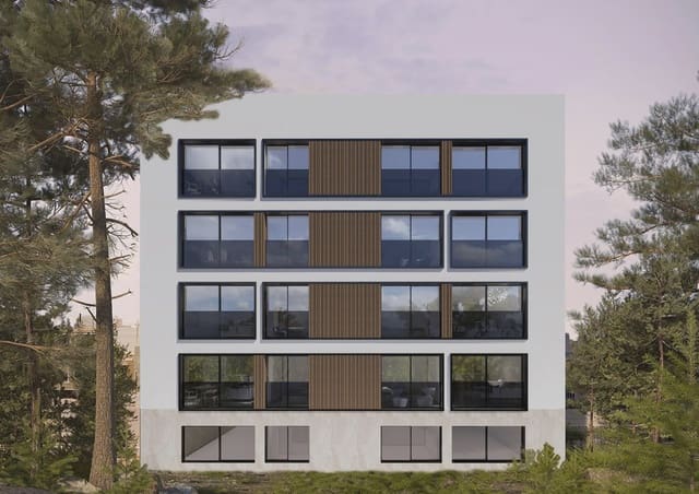 3 soverom Villa til salgs i Zona Pueblo, Guardamar del Segura med svømmebasseng garasje - € 795 000 (Ref: 9961420)