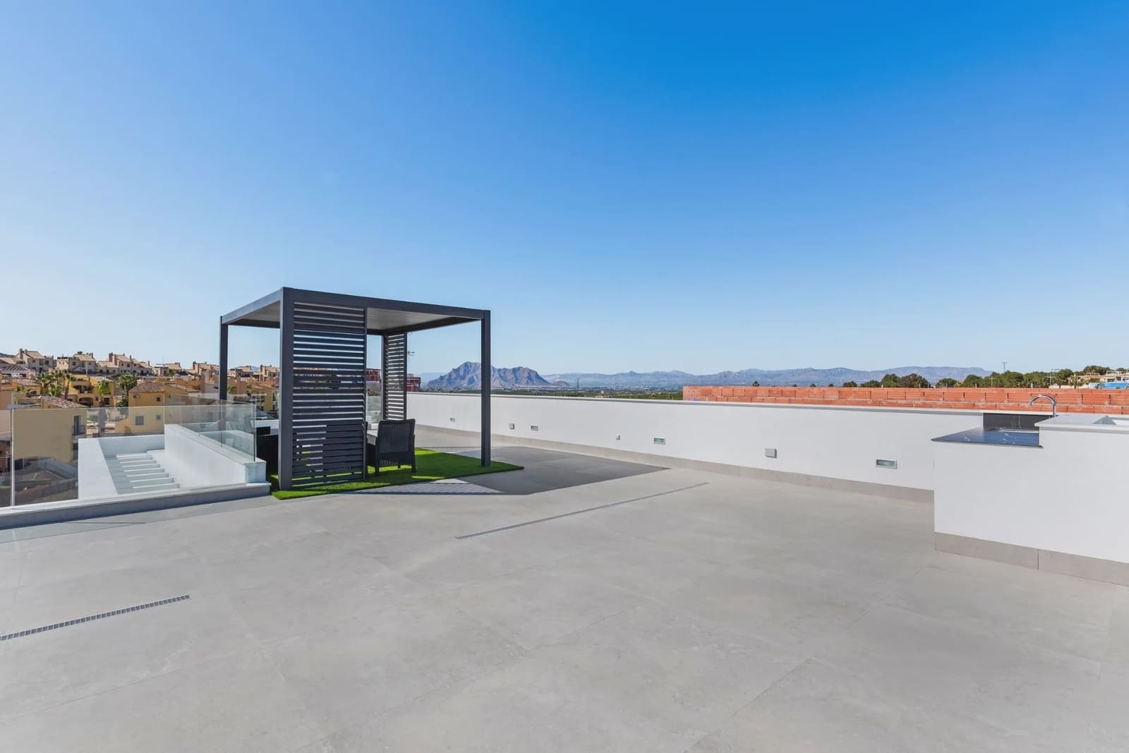 3 soverom Villa til salgs i Algorfa med svømmebasseng garasje - € 670 000 (Ref: 9961433)