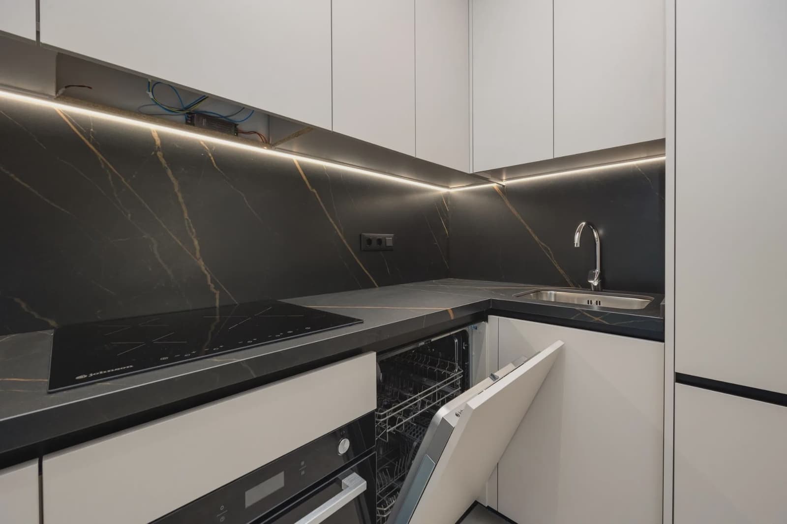 2 makuuhuone Huoneisto myytävänä paikassa Guardamar del Segura mukana uima-altaan 
autotalli - 253 000 € (Ref: 9968529)