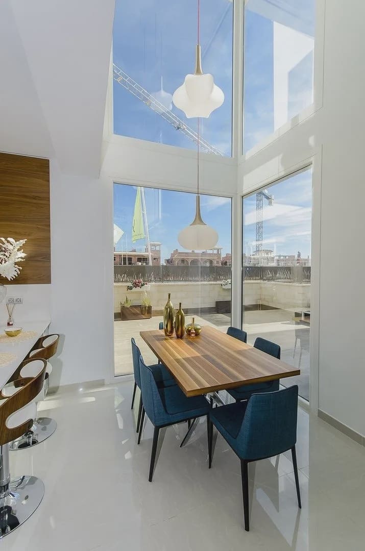 Chalet de 5 habitaciones en Los Montesinos en venta con piscina garaje - 780.000 € (Ref: 9968543)