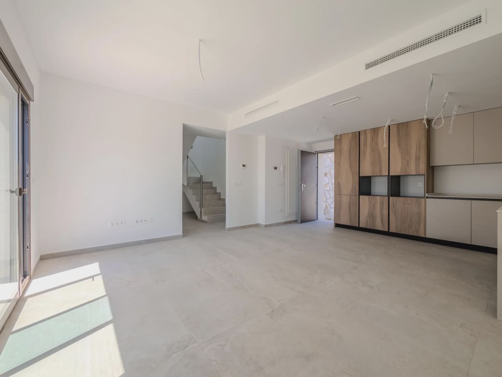 3 sypialnia Willa na sprzedaż w Algorfa z basenem garażem - 489 000 € (Ref: 9968549)
