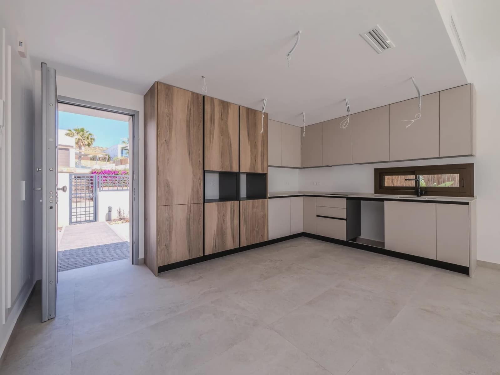 3 sypialnia Willa na sprzedaż w Algorfa z basenem garażem - 489 000 € (Ref: 9968549)