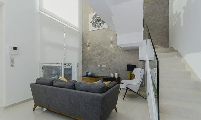 3 soveværelse Villa til salg i Ciudad Quesada, Rojales med swimmingpool - € 649.000 (Ref: 9968659)