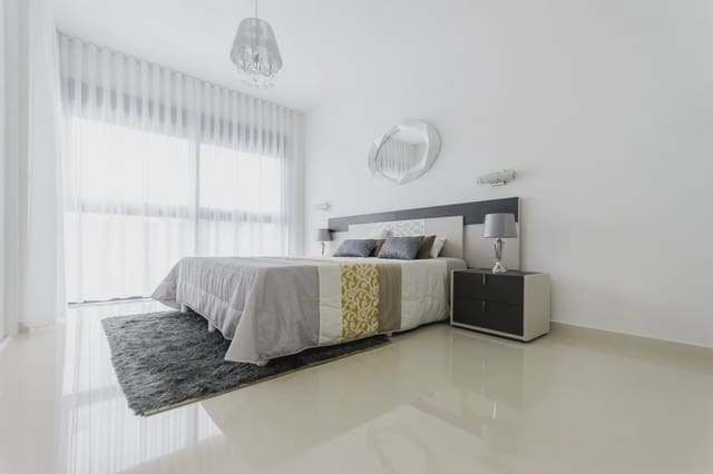 4 soverom Villa til salgs i San Miguel de Salinas med svømmebasseng garasje - € 630 000 (Ref: 9968669)