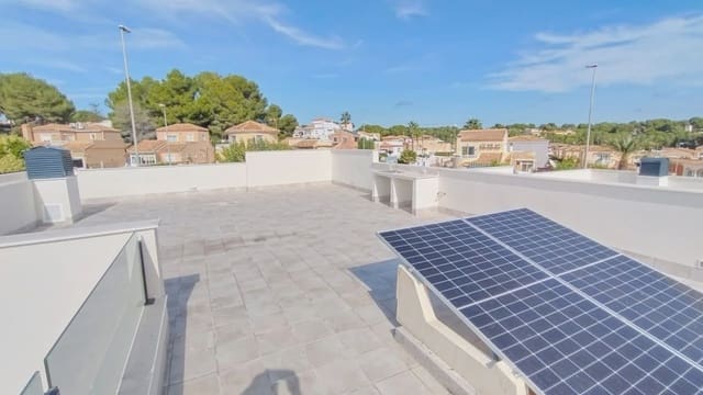 3 soveværelse Villa til salg i Pinar de Campoverde, Pilar de la Horadada med swimmingpool - € 422.500 (Ref: 9968671)