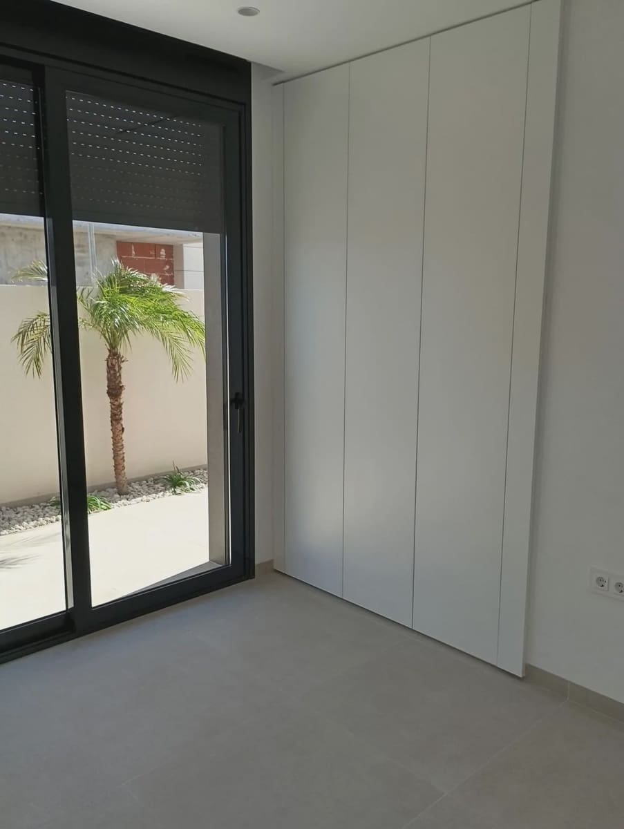 3 soverom Villa til salgs i Pilar de la Horadada med svømmebasseng garasje - € 586 000 (Ref: 9968705)