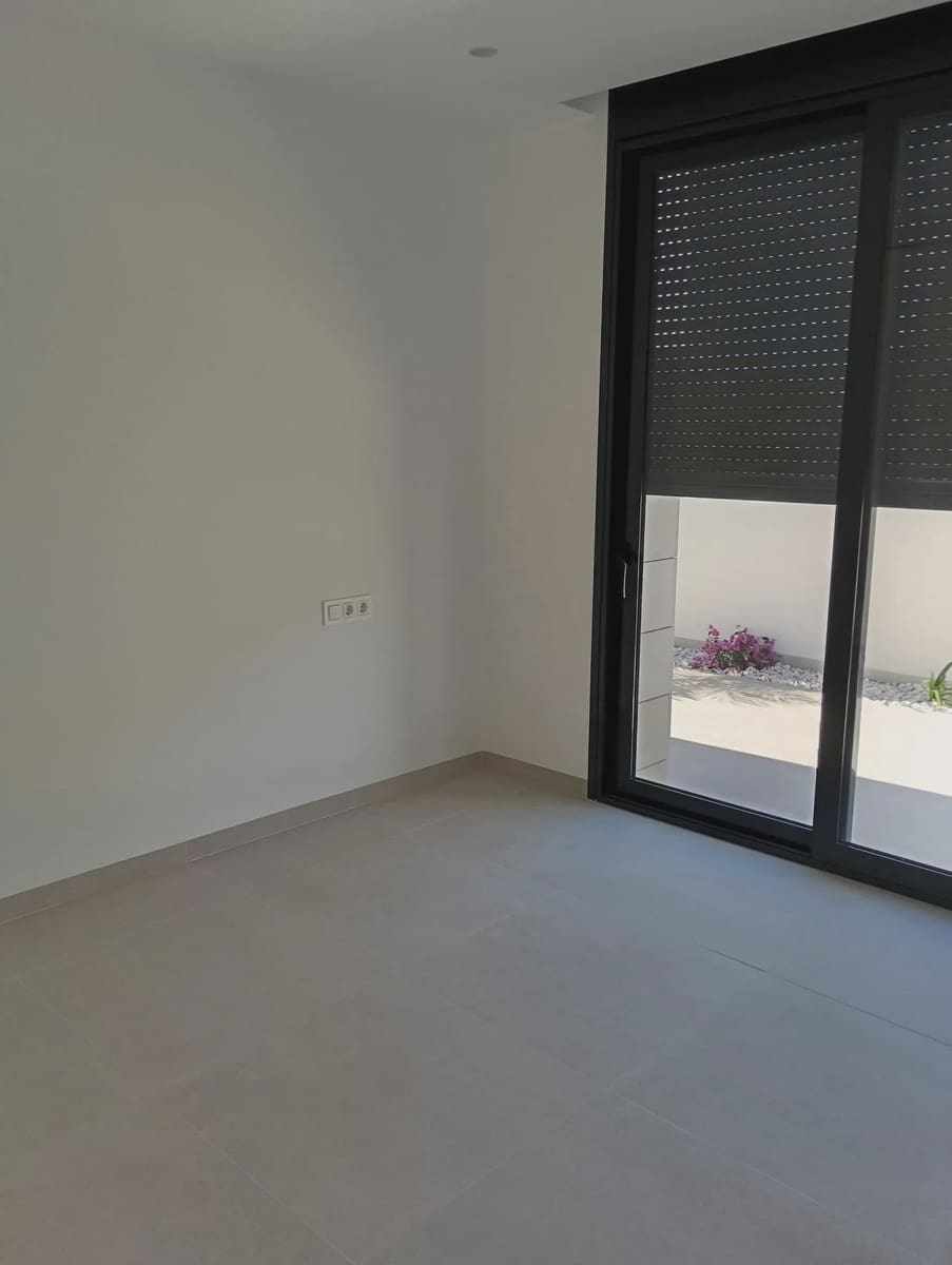 3 soverom Villa til salgs i Pilar de la Horadada med svømmebasseng garasje - € 586 000 (Ref: 9968705)