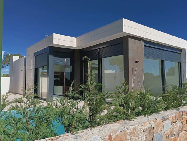 3 soverom Villa til salgs i Pinar de Campoverde, Pilar de la Horadada med svømmebasseng garasje - € 586 000 (Ref: 9968705)