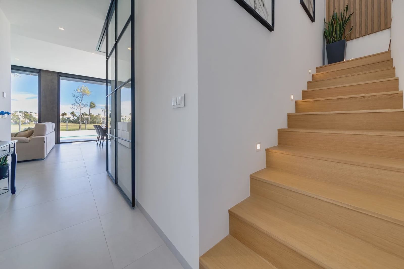 3 Zimmer Villa zu verkaufen in Pilar de la Horadada mit Pool Garage - 594.000 € (Ref: 9968706)