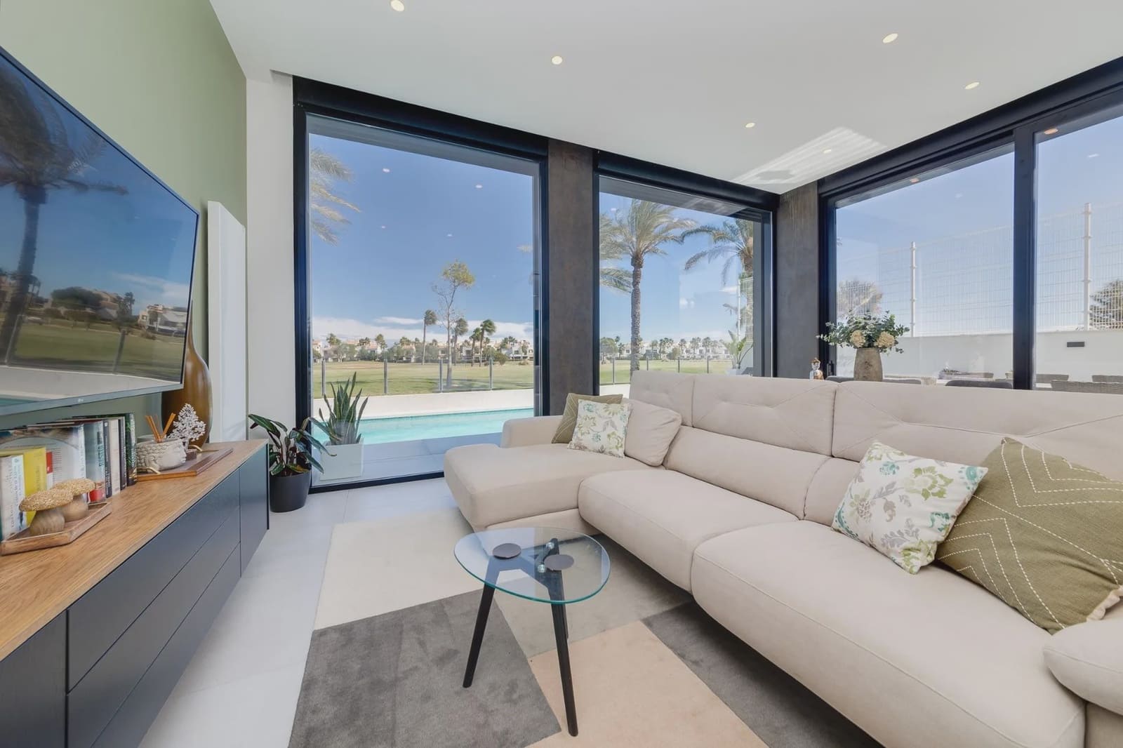 3 Zimmer Villa zu verkaufen in Pilar de la Horadada mit Pool Garage - 594.000 € (Ref: 9968706)