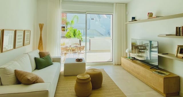 2 soverom Bungalow til salgs i Pilar de la Horadada ciudad, Pilar de la Horadada med svømmebasseng garasje - € 304 900 (Ref: 9968727)