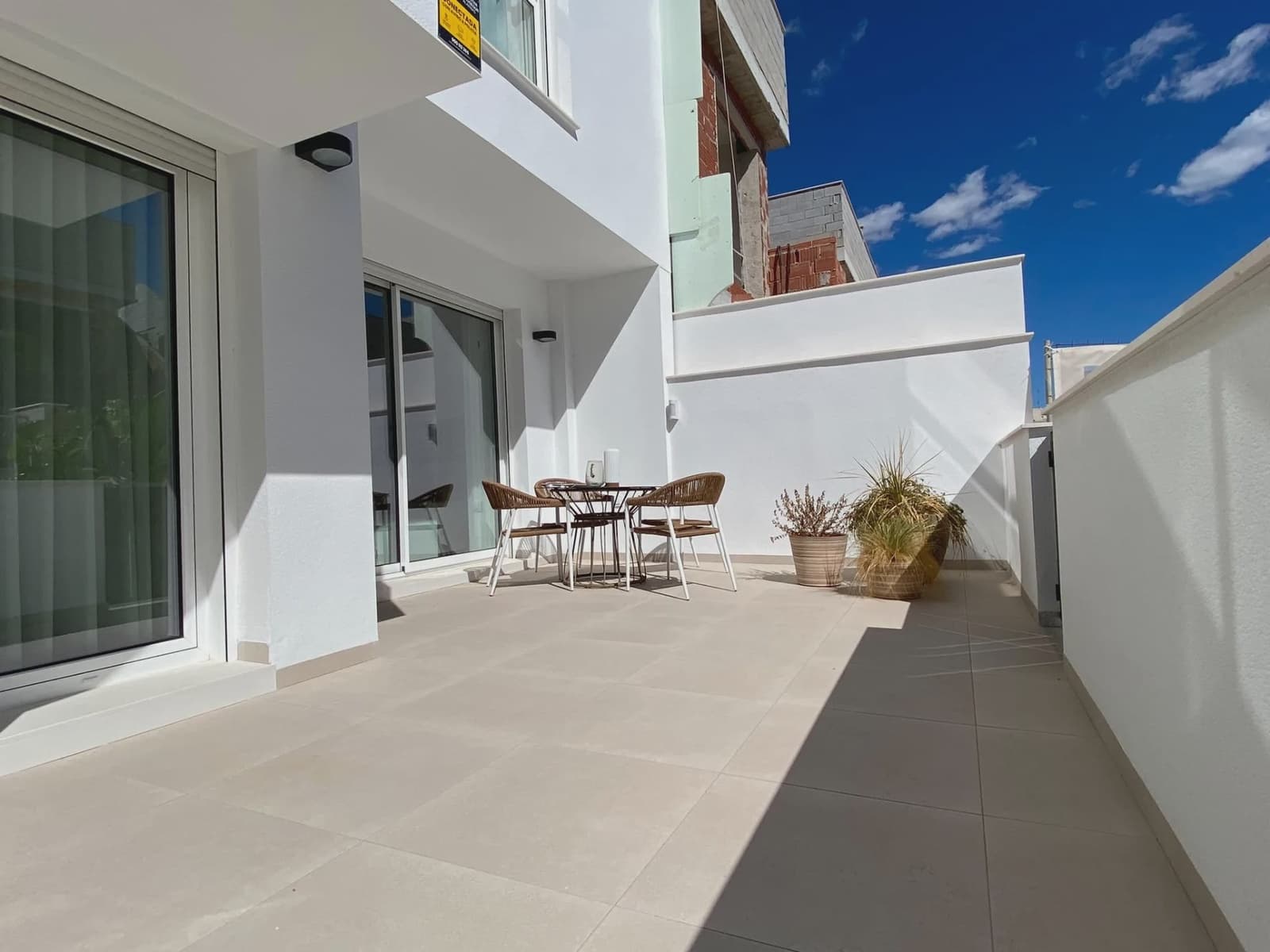 2 soverom Bungalow til salgs i Pilar de la Horadada med svømmebasseng garasje - € 304 900 (Ref: 9968727)