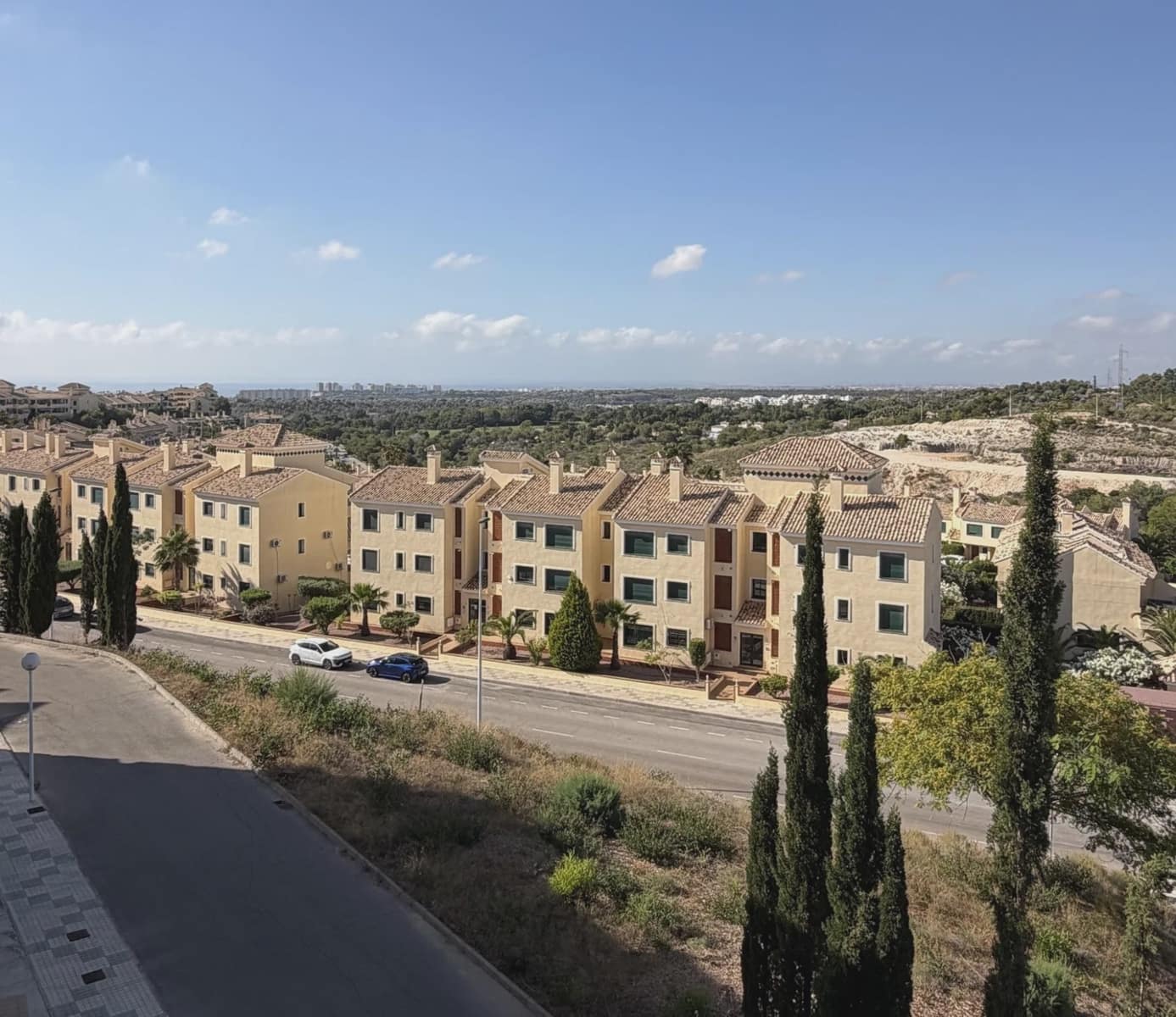 2 makuuhuone Huvila myytävänä paikassa Orihuela Costa mukana uima-altaan - 347 700 € (Ref: 9968736)