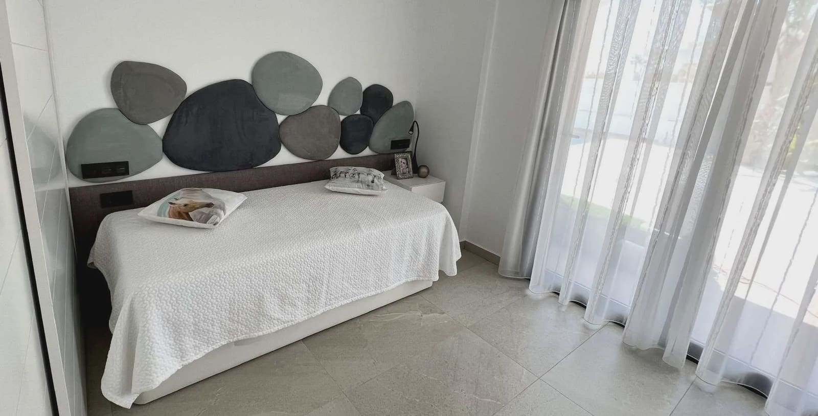 3 bedroom Villa for sale in Rojales with pool garage - € 529,000 (Ref: 9968773)