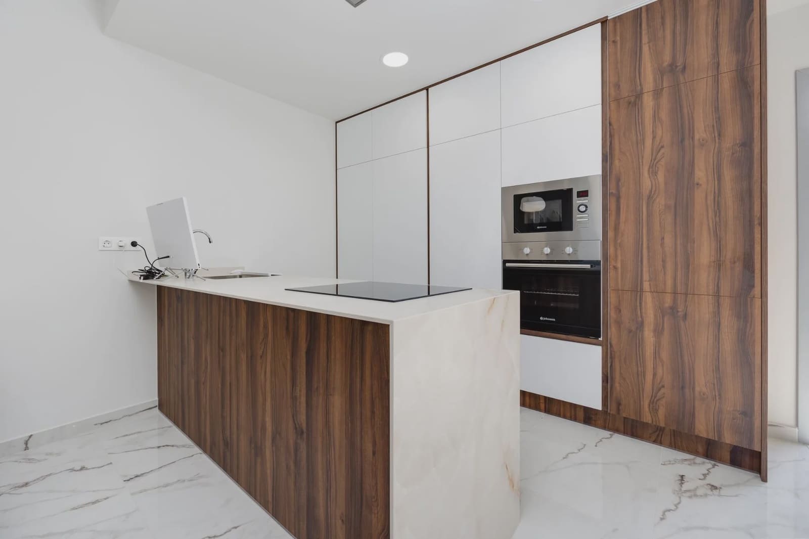 2 chambre Appartement à vendre à San Miguel de Salinas avec piscine garage - 244 000 € (Ref: 9968782)