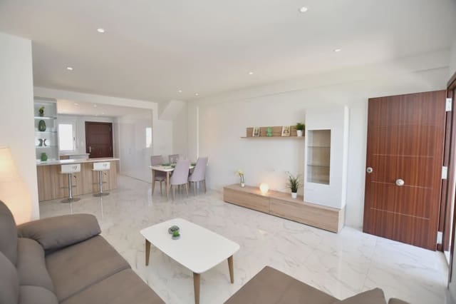 Bungalow de 2 habitaciones en San Miguel de Salinas en venta con piscina garaje - 251.900 € (Ref: 9968807)