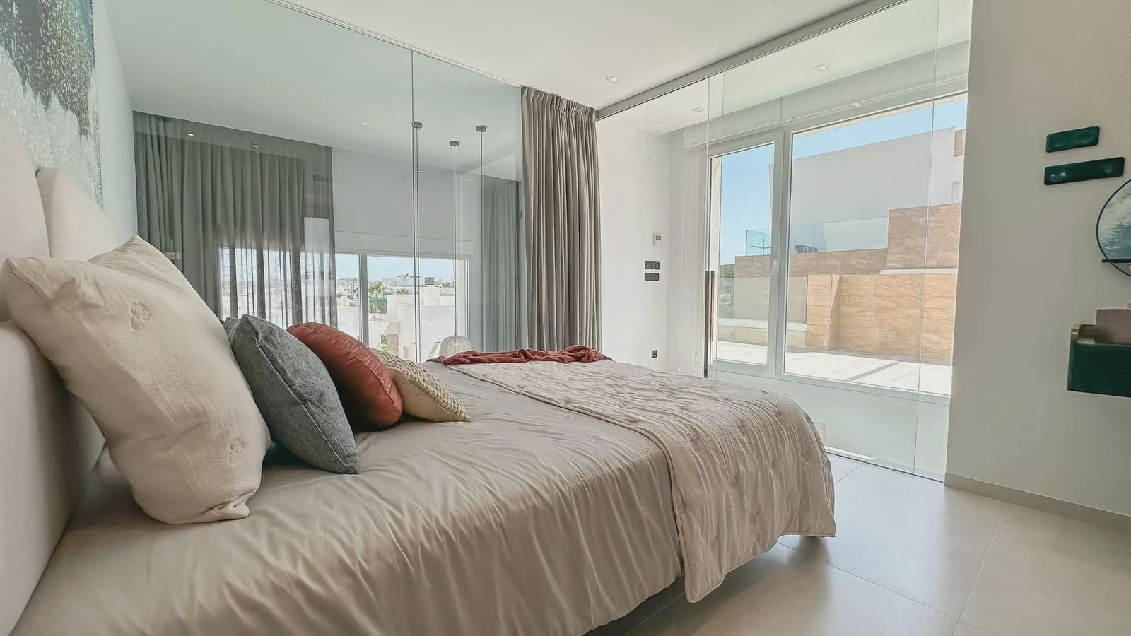 3 soverom Villa til salgs i Algorfa med svømmebasseng garasje - € 475 000 (Ref: 9968814)