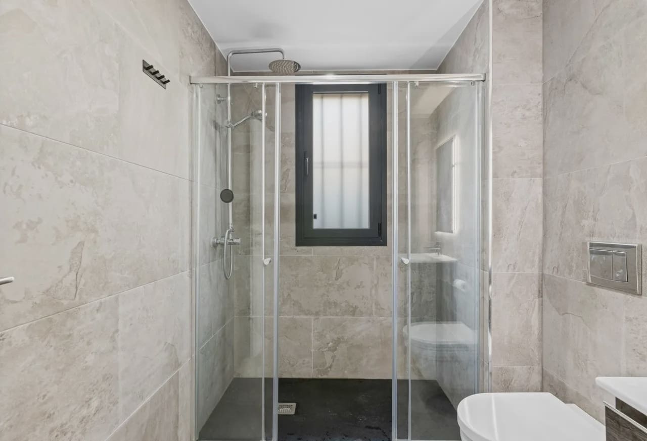 5 slaapkamer Villa te koop in Cabo Roig met zwembad garage - € 829.000 (Ref: 9977700)