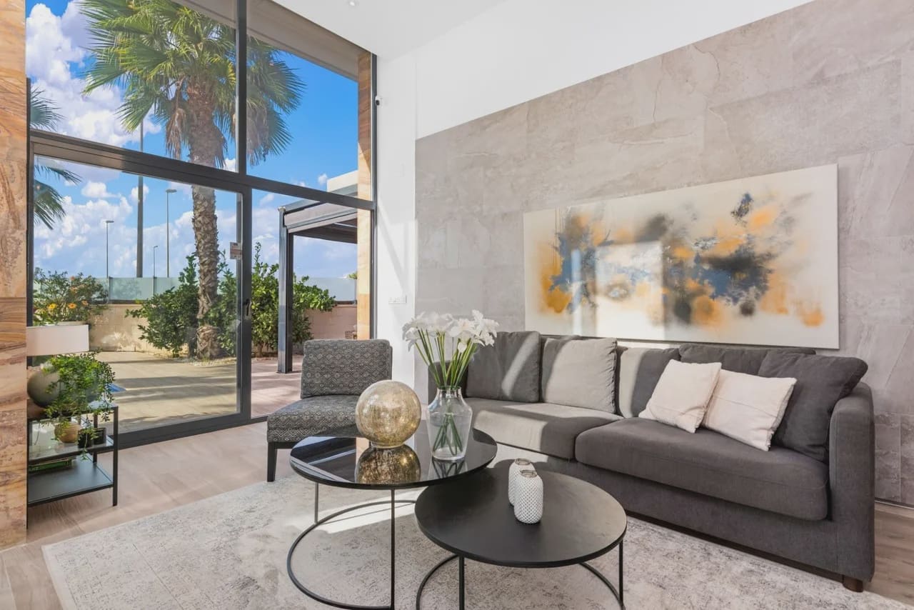 5 slaapkamer Villa te koop in Cabo Roig met zwembad garage - € 829.000 (Ref: 9977700)