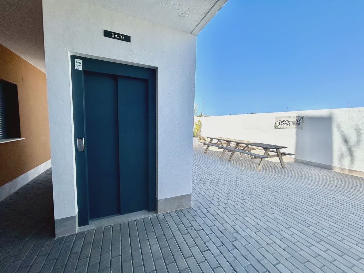 2 chambre Appartement à vendre à Pilar de la Horadada avec piscine garage - 330 000 € (Ref: 9977701)