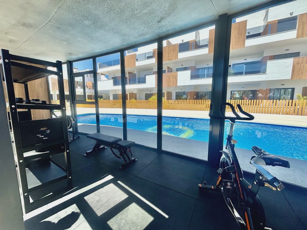 2 chambre Appartement à vendre à Pilar de la Horadada avec piscine garage - 330 000 € (Ref: 9977701)