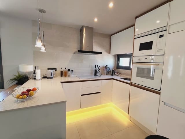 3 soverom Villa til salgs i El Raso, Guardamar del Segura med svømmebasseng garasje - € 309 900 (Ref: 9977702)