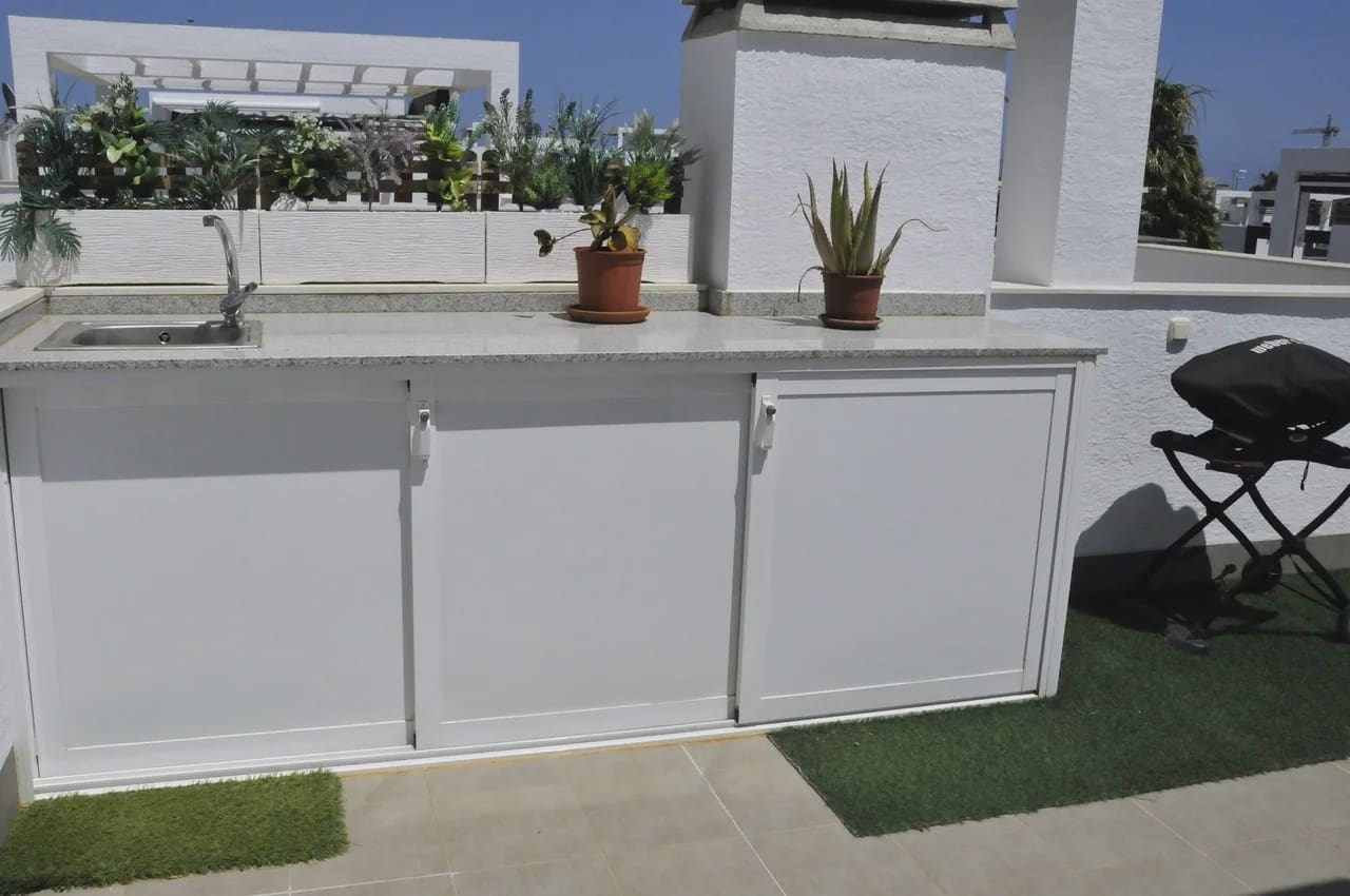 3 chambre Villa/Maison à vendre à Guardamar del Segura avec piscine garage - 309 900 € (Ref: 9977702)