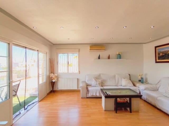 Casa de 6 habitaciones en Los Altos en venta con piscina garaje - 280.000 € (Ref: 9977703)