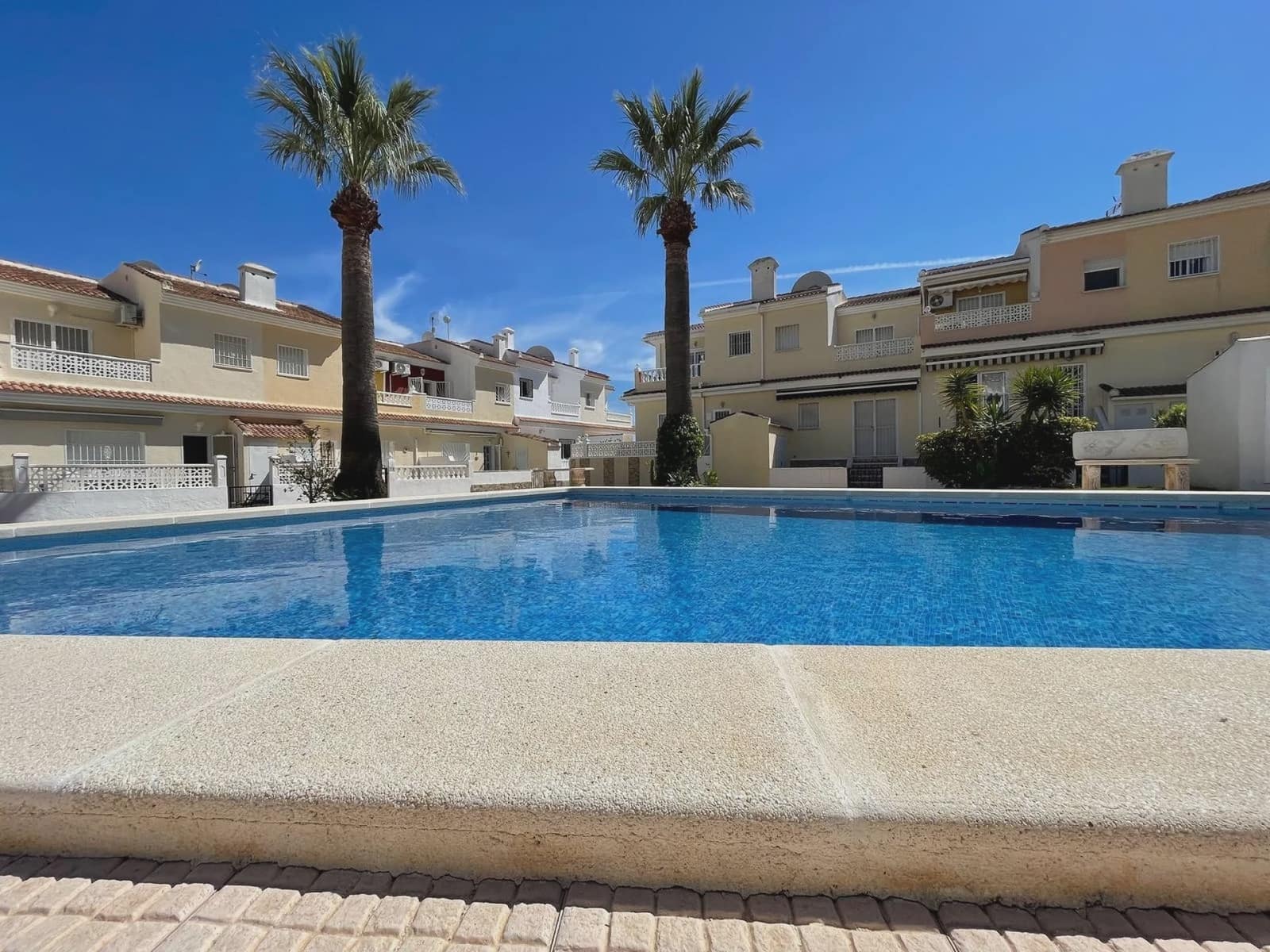 3 Zimmer Haus zu verkaufen in Ciudad Quesada mit Pool - 239.900 € (Ref: 9977704)
